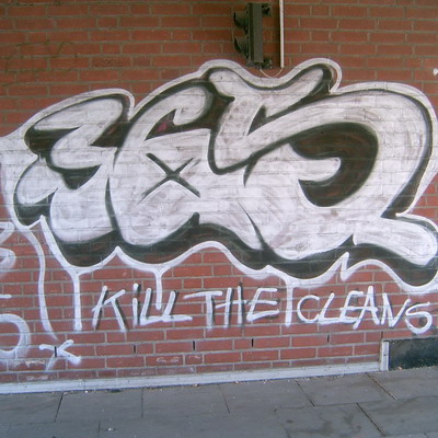 Graffiti and street art from a photo tour in Bremen including colourful sprayed tags and top-to-bottoms.