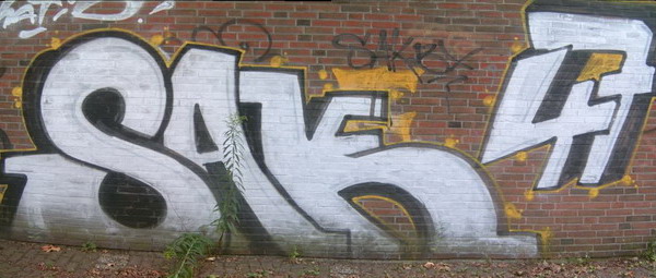 Graffiti and street art from a photo tour in Bremen including colourful sprayed tags and top-to-bottoms.