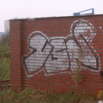 Graffiti and street art from a photo tour in Bremen including colourful sprayed tags and top-to-bottoms.