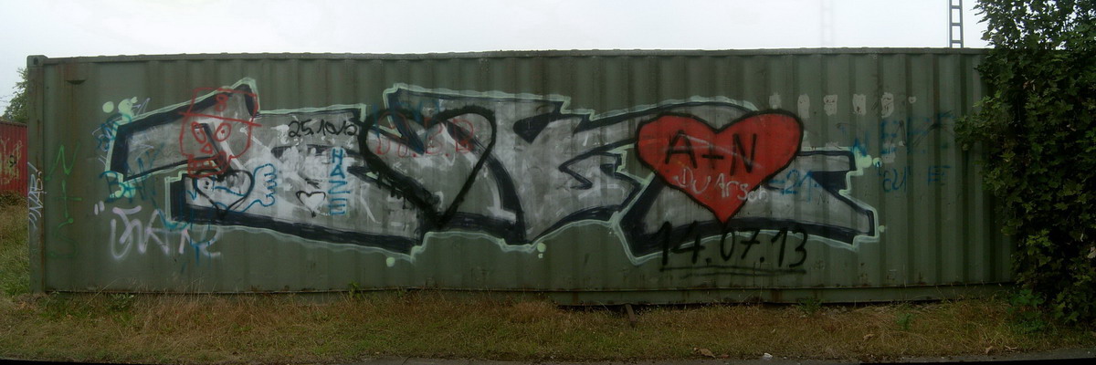 Graffiti and street art from a photo tour in Bremen including colourful sprayed tags and top-to-bottoms.