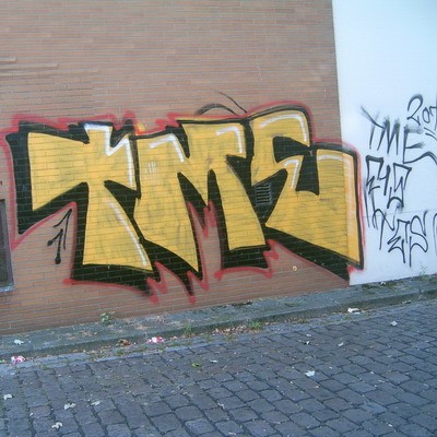 Graffiti and street art from a photo tour in Bremen including colourful sprayed tags and top-to-bottoms.